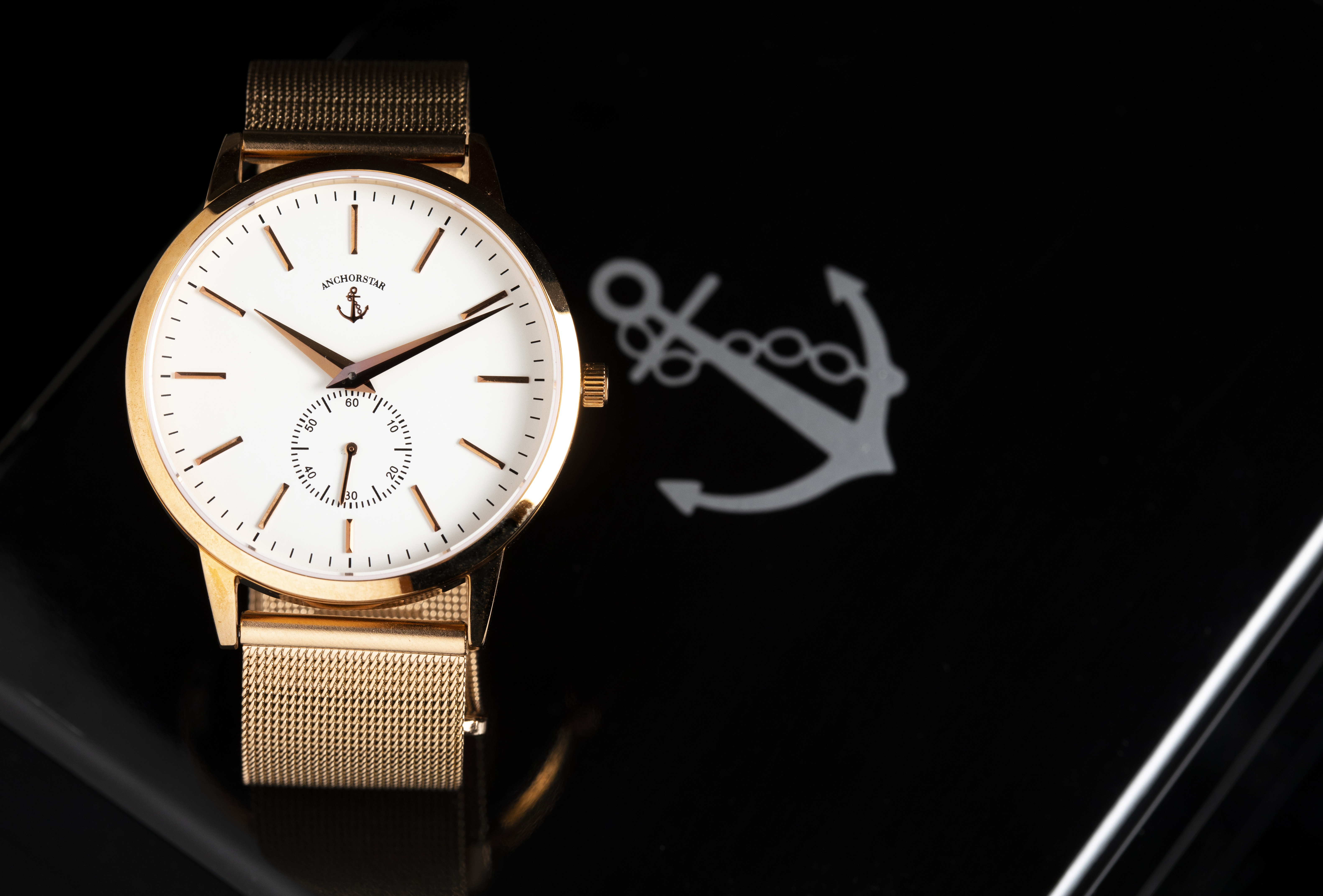 Watch with anchor logo new arrivals